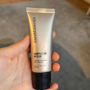 Bare minerals Tinted hydrating moisturizer spf 30 shade buttercream 03